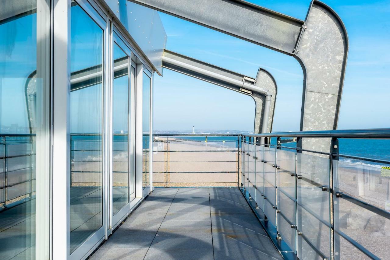 Amazing Beach Apartment Lancing Esterno foto