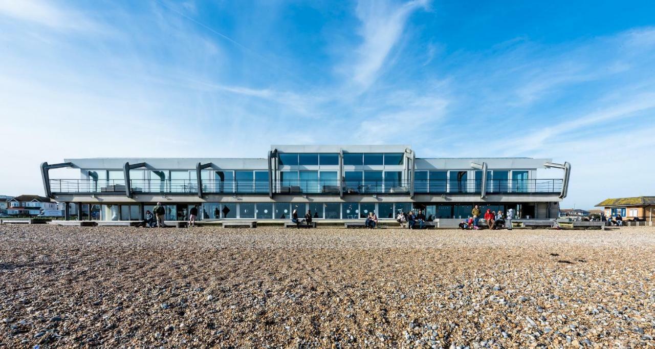 Amazing Beach Apartment Lancing Esterno foto